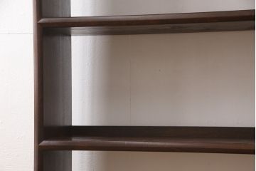 中古　希少!　民芸家具　シンプルなデザインで取り入れやすい本棚(ブックシェルフ、書棚、飾り棚、オープンラック)(R-053410)