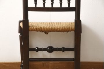 中古　松本民芸家具　38型　落ち着きのある色味とラッシのコントラストがおしゃれなスピンドルチェア(定価14万円)(ダイニングチェア、椅子)(R-053412)