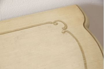 ヴィンテージ家具　DREXEL HERITAGE(ドレクセルヘリテイジ)　ヨーロピアンな雰囲気を醸し出すサイドボード(サイドチェスト、サイドキャビネット、ビンテージ)(R-053419)