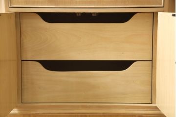 ヴィンテージ家具　DREXEL HERITAGE(ドレクセルヘリテイジ)　CORINTHIAN(コリンシャン)　ナチュラルな風合いが魅力のサイドボード(サイドチェスト、サイドキャビネット、ビンテージ)(R-053420)