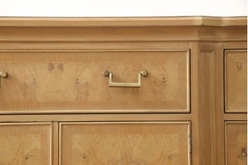ヴィンテージ家具　DREXEL HERITAGE(ドレクセルヘリテイジ)　CORINTHIAN(コリンシャン)　ナチュラルな風合いが魅力のサイドボード(サイドチェスト、サイドキャビネット、ビンテージ)(R-053420)