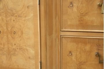 ヴィンテージ家具　DREXEL HERITAGE(ドレクセルヘリテイジ)　CORINTHIAN(コリンシャン)　ナチュラルな風合いが魅力のサイドボード(サイドチェスト、サイドキャビネット、ビンテージ)(R-053420)