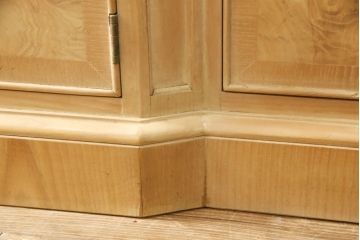 ヴィンテージ家具　DREXEL HERITAGE(ドレクセルヘリテイジ)　CORINTHIAN(コリンシャン)　ナチュラルな風合いが魅力のサイドボード(サイドチェスト、サイドキャビネット、ビンテージ)(R-053420)