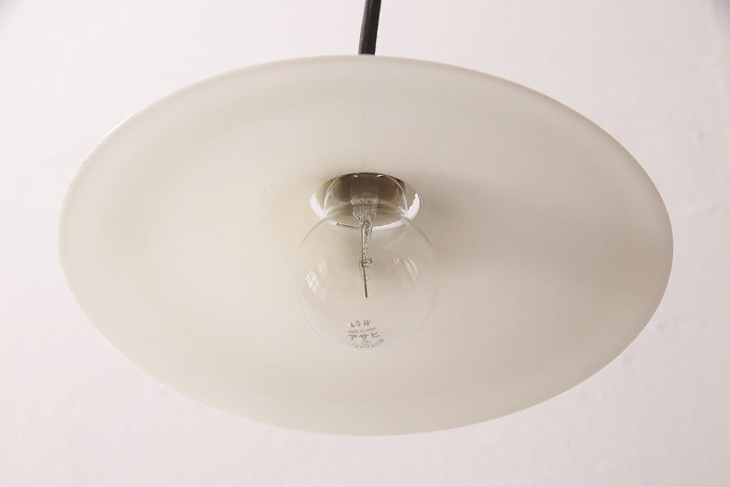 アンティーク照明　和製アンティーク　シンプルでありながらレトロな雰囲気を醸し出す平笠照明(天井照明、吊り下げ照明、ペンダントライト)(R-053428)