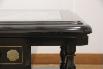 ビンテージ家具　高級品!美しい螺鈿(らでん)と石細工の絵が見事な両面使いローテーブル(センターテーブル、座卓、ヴィンテージ)(R-053432)