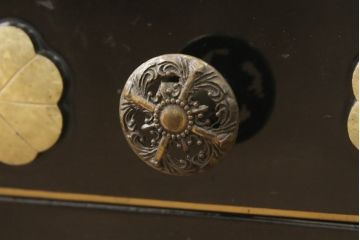 ビンテージ家具　高級品!美しい螺鈿(らでん)と石細工の絵が見事な両面使いローテーブル(センターテーブル、座卓、ヴィンテージ)(R-053432)