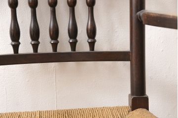 中古　松本民芸家具　♯21型　ラッシ座面がお洒落なスピンドルアームチェア(椅子、イス、ダイニングチェア)(定価約22万円)(R-053444)