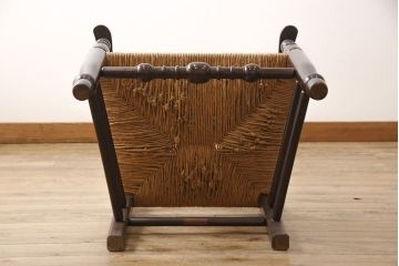 中古　松本民芸家具　♯21型　ラッシ座面がお洒落なスピンドルアームチェア(椅子、イス、ダイニングチェア)(定価約22万円)(R-053444)
