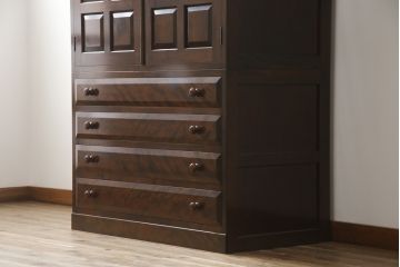 中古　美品　松本民芸家具　D-24型 落ちついた色合いとシックな雰囲気が上品な洋服タンス(ワードローブ、チェスト)(定価約68万円)(R-053450)
