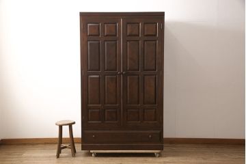 中古　美品　松本民芸家具　シックな佇まいが魅力の引き出し付きワードローブ(洋服タンス、衣装箪笥)(定価約42万円)(R-053451)