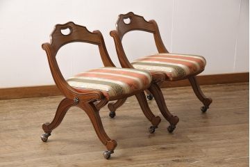 中古　美品　DREXEL HERITAGE(ドレクセルヘリテイジ)　光沢のあるファブリックが高級感を醸し出すキャスター付きダイニングチェア2脚セット(イス、椅子)(定価2脚で約40万円)(R-053458)