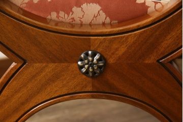 中古　美品　DREXEL HERITAGE(ドレクセルヘリテイジ)　ESPERANTO(エスペラント)　光沢のあるファブリックが高級感を醸し出すアーム付きダイニングチェア2脚セット(イス、椅子)(定価2脚で約48万円)(R-053459)