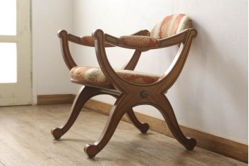 中古　DREXEL HERITAGE(ドレクセルヘリテイジ)　ESPERANTO(エスペラント)　光沢のあるファブリックが高級感を醸し出すアーム付きダイニングチェア(イス、椅子)(定価約24万円)(R-053460)