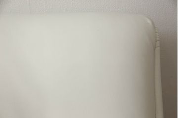 中古　美品　Cassina(カッシーナ)　VERANDA(ヴェランダ) ホワイトレザーの1Pソファ(一人掛け)(定価約80万円)(R-053461)