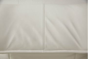 中古　美品　Cassina(カッシーナ)　VERANDA(ヴェランダ) ホワイトレザーの1Pソファ(一人掛け)(定価約80万円)(R-053462)