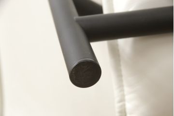 中古　美品　Cassina(カッシーナ)　VERANDA(ヴェランダ) ホワイトレザーの1Pソファ(一人掛け)(定価約80万円)(R-053462)