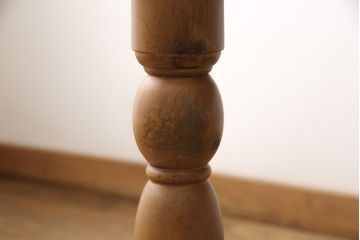 中古　美品　KOSUGA(コスガ)　PROVENCE(プロヴァンス)シリーズ　パイン材　温かみある風合いが魅力的なダイニングテーブル(作業台、食卓)(R-053465)