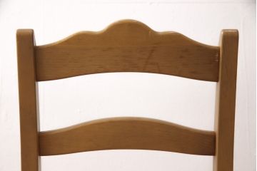 中古　美品　KOSUGA(コスガ)　PROVENCE(プロヴァンス)シリーズ　パイン材　温かみのある風合いが魅力的なダイニングチェア4脚セット(板座チェア)(R-053466)