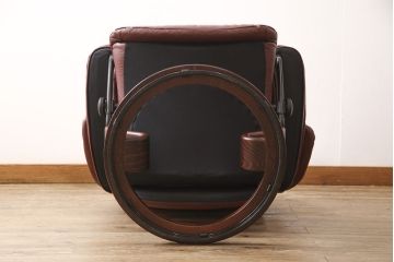中古　EKORNES(エコーネス)　本革(レザー)　オットマン付き　ストレスレス レノ クラシック(M)(定価約37万9千円)(アームチェア、リクライニングチェア、椅子)(R-053467)
