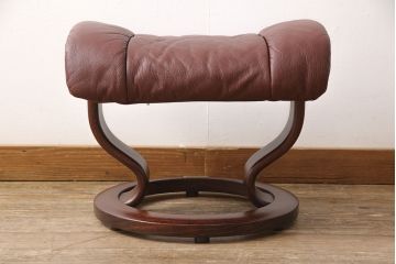 中古　EKORNES(エコーネス)　本革(レザー)　オットマン付き　ストレスレス レノ クラシック(M)(定価約37万9千円)(アームチェア、リクライニングチェア、椅子)(R-053467)
