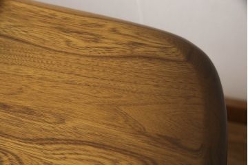ヴィンテージ家具　イギリスビンテージ　ERCOL(アーコール)　エルム材　クラシカルな印象のダイニングテーブル(リフェクトリーテーブル)(R-053474)