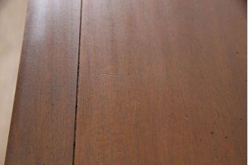 中古　DREXEL HERITAGE(ドレクセルヘリテイジ)　Triune(トライユン)　優雅な佇まいが魅力のクリデンザキャビネット(クレデンザ、サイドボード、リビングボード)(定価約66万円)(R-053476)