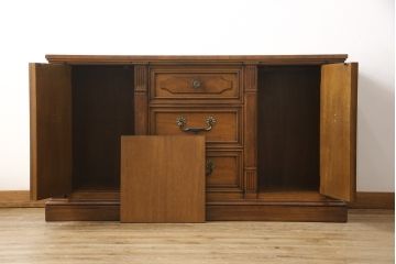 中古　美品　DREXEL HERITAGE(ドレクセルヘリテイジ)　FRANCESCA(フランチェスカ)シリーズ　高級感のある佇まいのサイドボード(クレデンザ、クリデンザ、収納棚、キャビネット、サイドキャビネット)(R-053478)