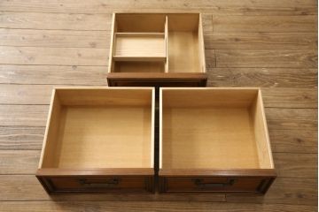 中古　美品　DREXEL HERITAGE(ドレクセルヘリテイジ)　FRANCESCA(フランチェスカ)シリーズ　高級感のある佇まいのサイドボード(クレデンザ、クリデンザ、収納棚、キャビネット、サイドキャビネット)(R-053478)
