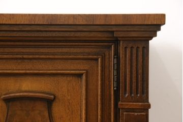 中古　美品　DREXEL HERITAGE(ドレクセルヘリテイジ)　FRANCESCA(フランチェスカ)シリーズ　高級感のある佇まいのサイドボード(クレデンザ、クリデンザ、収納棚、キャビネット、サイドキャビネット)(R-053478)