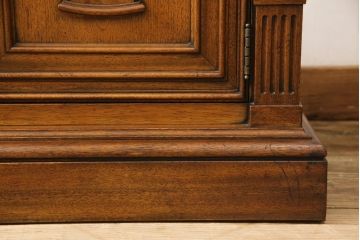中古　美品　DREXEL HERITAGE(ドレクセルヘリテイジ)　FRANCESCA(フランチェスカ)シリーズ　高級感のある佇まいのサイドボード(クレデンザ、クリデンザ、収納棚、キャビネット、サイドキャビネット)(R-053478)