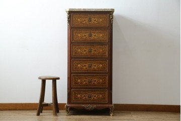 ヨーロッパヴィンテージ　高級品　マリネール　装飾が美しいスペイン製の縦型チェスト　定価約70万円相当　(R-053486)