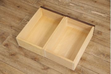 中古　北海道民芸家具　クラシカルな雰囲気が魅力!落ち着きのある空間づくりにおすすめのサイドボード(キャビネット、収納棚、リビングボード)(R-053488)
