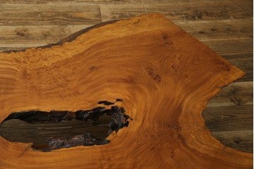 中古　美品　総漆塗り　手造り工芸家具　2wayで衝立にも!　上質な造りが魅力的なテーブル(パーテーション)　定価約80万円相当　(R-053489)