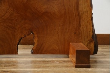 中古　美品　総漆塗り　手造り工芸家具　2wayで衝立にも!　上質な造りが魅力的なテーブル(パーテーション)　定価約80万円相当　(R-053489)