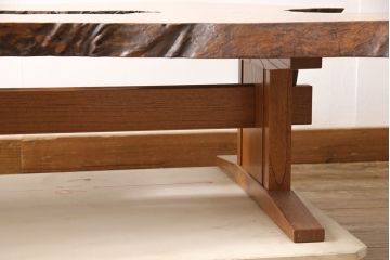 中古　美品　総漆塗り　手造り工芸家具　2wayで衝立にも!　上質な造りが魅力的なテーブル(定価約80万円)(センターテーブル、ローテーブル、座卓、パーテーション)(R-053489)