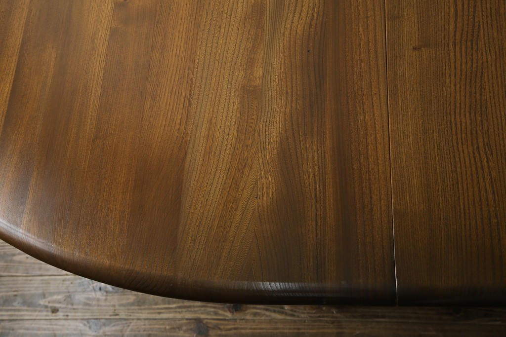 イギリスビンテージ　美品　ERCOL(アーコール)　ニレ材　クラシカルな雰囲気漂うドローリーフテーブル　(R-053490)