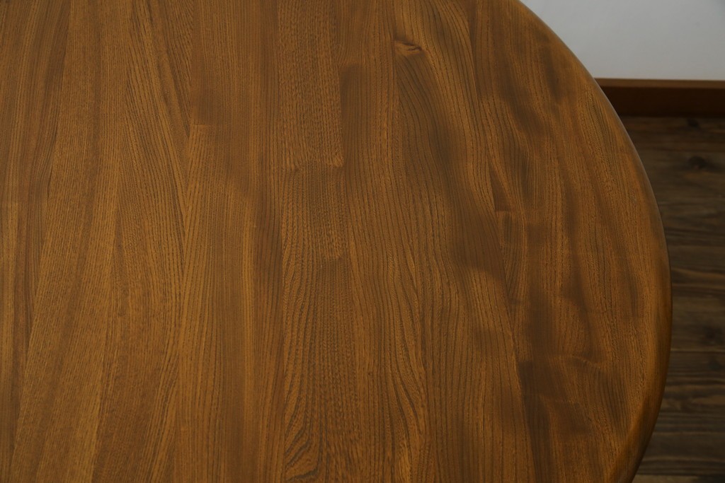 イギリスビンテージ　美品　ERCOL(アーコール)　ニレ材　クラシカルな雰囲気漂うドローリーフテーブル　(R-053490)