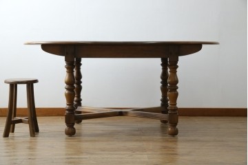 イギリスビンテージ　美品　ERCOL(アーコール)　ニレ材　クラシカルな雰囲気漂うドローリーフテーブル　(R-053490)