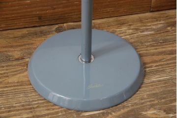 和製アンティーク　激レア!昭和レトロな雰囲気漂う、東芝製アンティークフロアスタンド(卓上照明、スタンドライト、スタンド照明、シェード)(R-053493)
