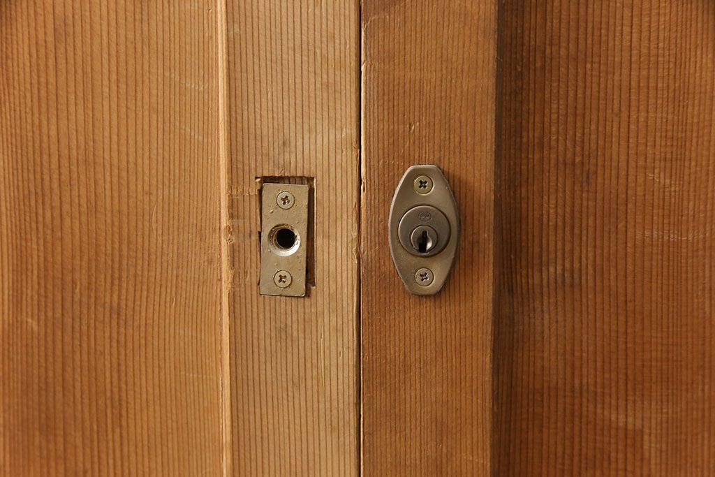 和製アンティーク　柾目が美しく上品な板戸4枚セット(帯戸、引き戸、建具)(R-053499)