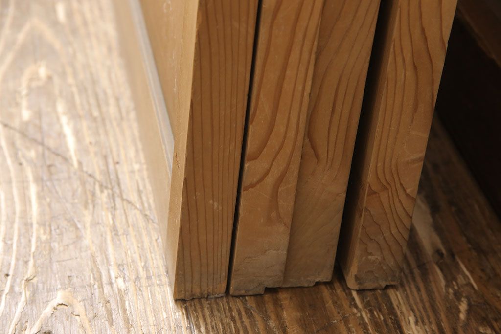 和製アンティーク　柾目が美しく上品な板戸4枚セット(帯戸、引き戸、建具)(R-053499)