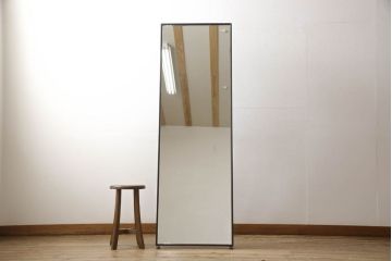 ジャパンビンテージ　重厚なメタルフレームが格好いいスタンドミラー(鏡、姿見、ヴィンテージ)(R-053502)