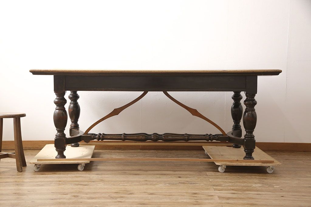 和製アンティーク 希少! 大正ロマン ナラ材 希少なデザインが魅力的なダイニングテーブル(作業台、食卓)(R-053514)