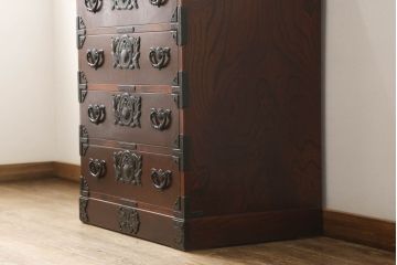 中古　美品　岩谷堂箪笥　堂々とした佇まいの整理箪笥(和たんす、引き出し、チェスト)(R-053517)