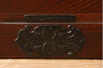 中古　美品　岩谷堂箪笥　堂々とした佇まいの整理箪笥(和たんす、引き出し、チェスト)(R-053517)