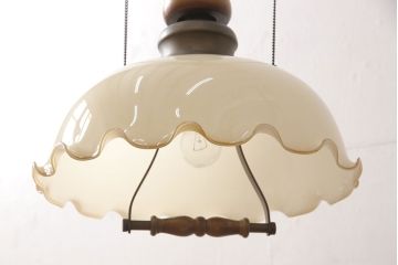 イタリアヴィンテージ　真鍮製　激レア!デザイン性抜群でおしゃれなインテリアとしておすすめの天井照明(吊り下げ照明、シェード、ビンテージ)(R-053521)