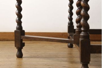 イギリスアンティーク　オーク材　流れるようなツイストレッグがお洒落なバタフライテーブル(ダイニングテーブル、エクステンションテーブル)(R-053522)