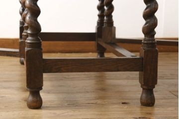 イギリスアンティーク　オーク材　流れるようなツイストレッグがお洒落なバタフライテーブル(ダイニングテーブル、エクステンションテーブル)(R-053522)