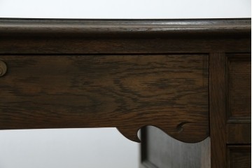 和製ビンテージ　神戸洋家具　永田良介商店　凝ったデザインがお部屋の雰囲気を高める両袖デスク　(R-053524)