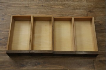 和製ビンテージ　神戸洋家具　永田良介商店　凝ったデザインがお部屋の雰囲気を高める両袖デスク　(R-053524)